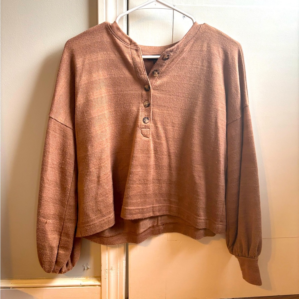 BR Lightweight Sweater